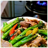 私房 . 芥兰炒牛肉的做法图解5