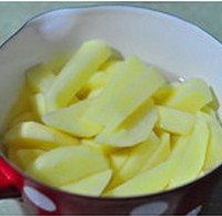 圣诞花环色拉的做法图解3