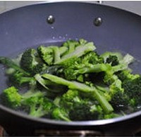 圣诞花环色拉的做法图解4