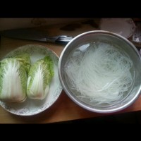 干锅粉丝娃娃菜的做法图解1