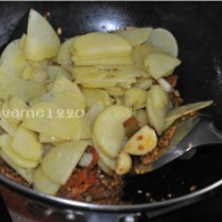干锅土豆片的做法图解4