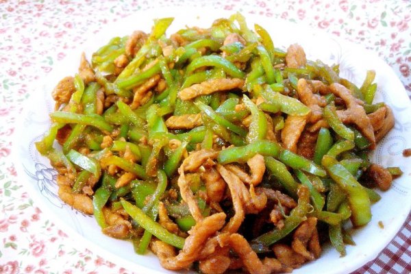 【胖胖快手晚餐】青椒肉丝的做法