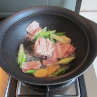 花菇笋子五花肉的做法图解4