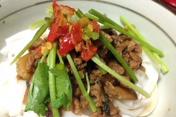 卤素肉燥干捞粉【纯素】的做法