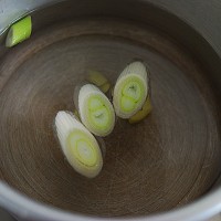凉拌鱼皮的做法图解4