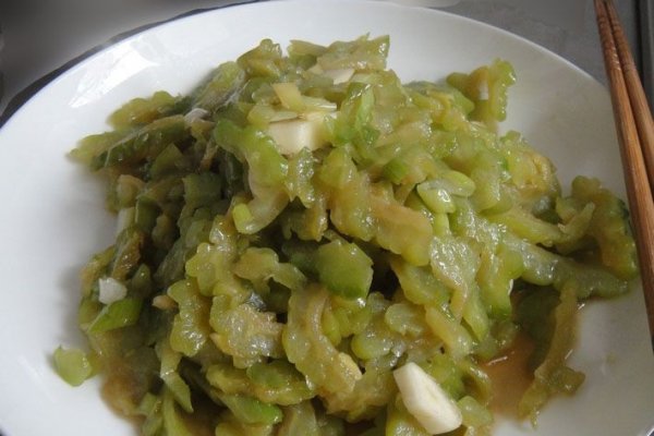 下饭菜 炒苦瓜丝 苦瓜不苦的做法