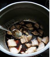 煎肉味道的电饭煲酱香五花肉的做法图解11