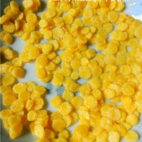 葱香玉米烙的做法图解1