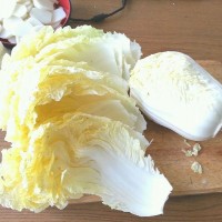 白菜肉丝汤年糕的做法图解3