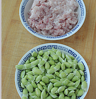 毛豆蒸肉饼的做法图解1