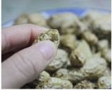 咸水花生(水煮花生)的做法图解2