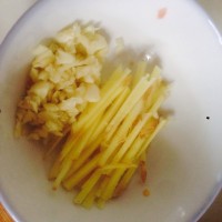 川菜红烧鲫鱼的做法图解4