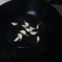 肉蒜焖豆腐的做法图解3
