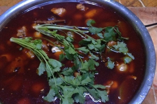 芋儿鸡(正宗芋儿火锅鸡)的做法