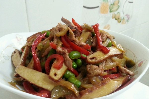 香干榨菜毛豆炒肉丝的做法