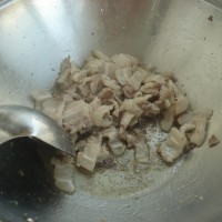 木耳炒肉片的做法图解2