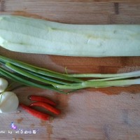 鱼香茄子的做法图解1