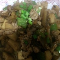 肉末鸡腿菇榨菜的做法图解7