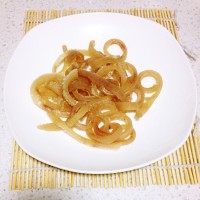 美容下酒皆宜之小炒肉皮的做法图解1