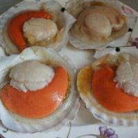 蒜蓉粉丝烤扇贝的做法图解1