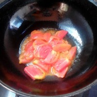 新版浓香番茄蛋花汤的做法图解2