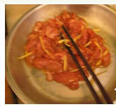 茭白炒肉片的做法图解2