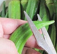 凉拌黄秋葵的做法图解3