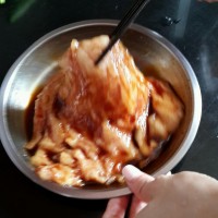 电饭锅焗叉烧的做法图解1