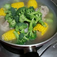 杂蔬大骨汤的做法图解5