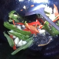 韭菜炒腊肉的做法图解5