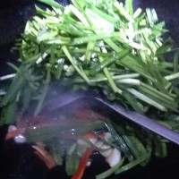 韭菜炒腊肉的做法图解6
