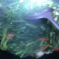 韭菜炒腊肉的做法图解7