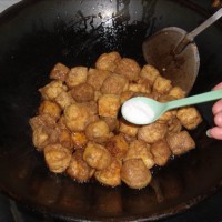 蜜汁油豆腐的做法图解6