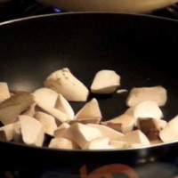 干锅鸡(豆油伯缸底酱油)的做法图解2