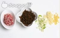 干煸四季豆的做法图解2