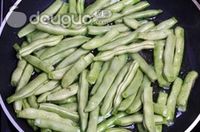干煸四季豆的做法图解3