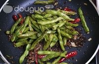 干煸四季豆的做法图解12