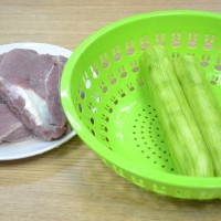 电锅菜——镶丝瓜的做法图解1