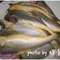 啤酒酱焖小黄鱼的做法图解1