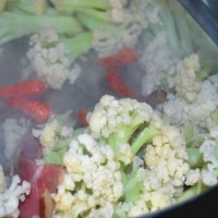 腊肉炒有机花菜的做法图解5