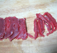 青椒炒牛肉丝的做法图解2