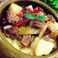 酸菜土豆炖牛肉的做法图解18