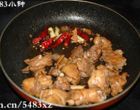 板栗烧鸡腿的做法图解4