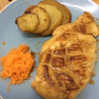 蒜香鸡胸肉的做法图解1