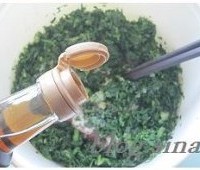 江南年夜饭上讨彩的荠菜春卷的做法图解5