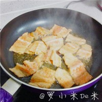 香煎三文鱼排的做法图解4