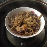 牛肉蒸榨菜的做法图解3