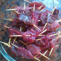 牙签牛肉的做法图解2
