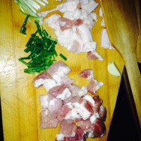 宽豆角炒肉的做法图解1