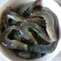 椒盐虾的做法图解1